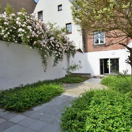 Brugse Charme Met Tuin Aan Het Water 8p * Bruges