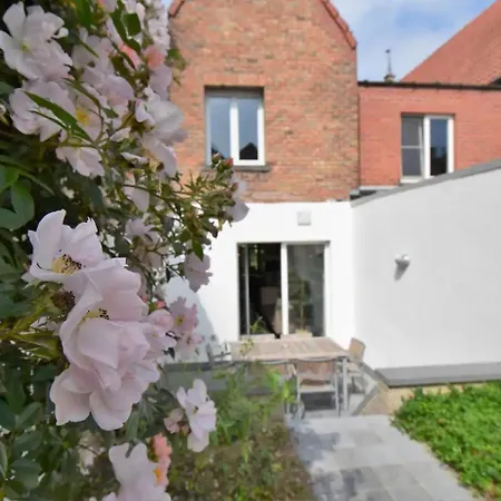 Brugse Charme Met Tuin Aan Het Water 8p *