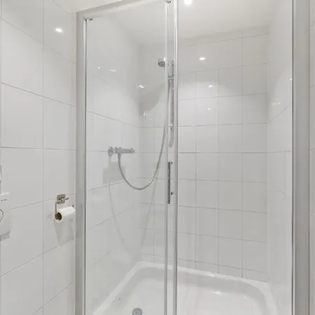 Brugse Charme Met Tuin Aan Het Water 8p Holiday home